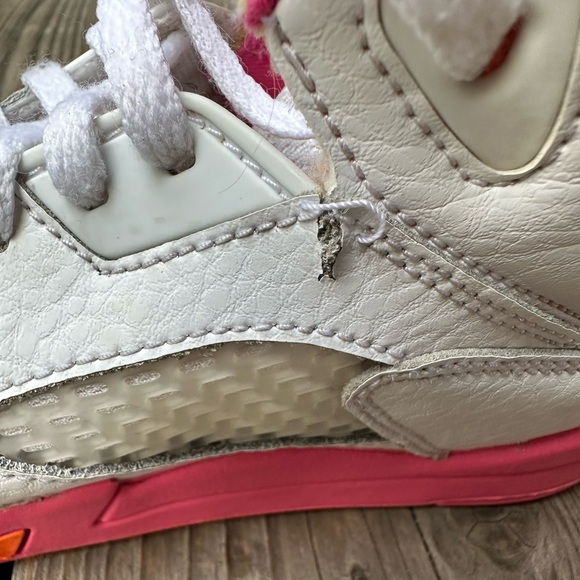 Jordan 5s - Picture 2 of 10